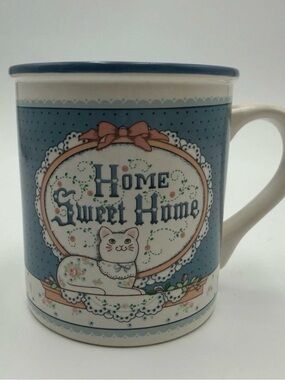 Vintage 1989 Fabrizio Home Sweet Home White Cat Ceramic Mug Blue Floral Pattern